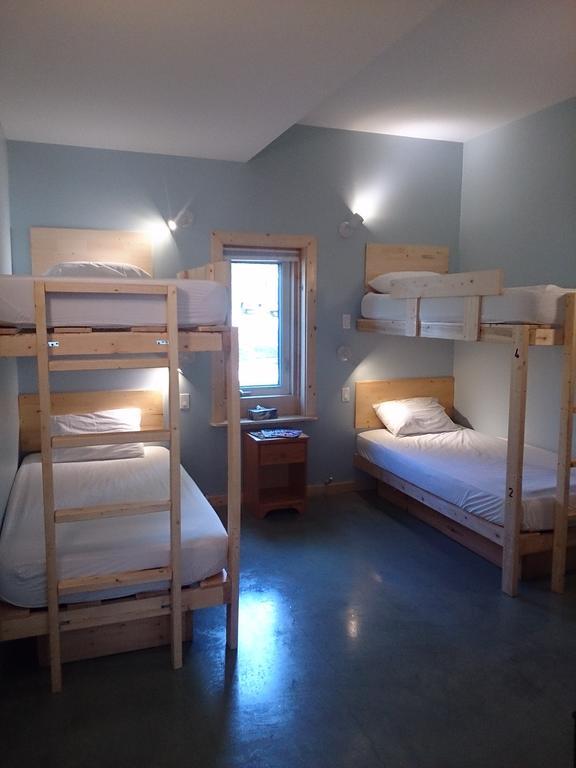 Hot Springs Campground And Hostel Upper Laberge Room photo